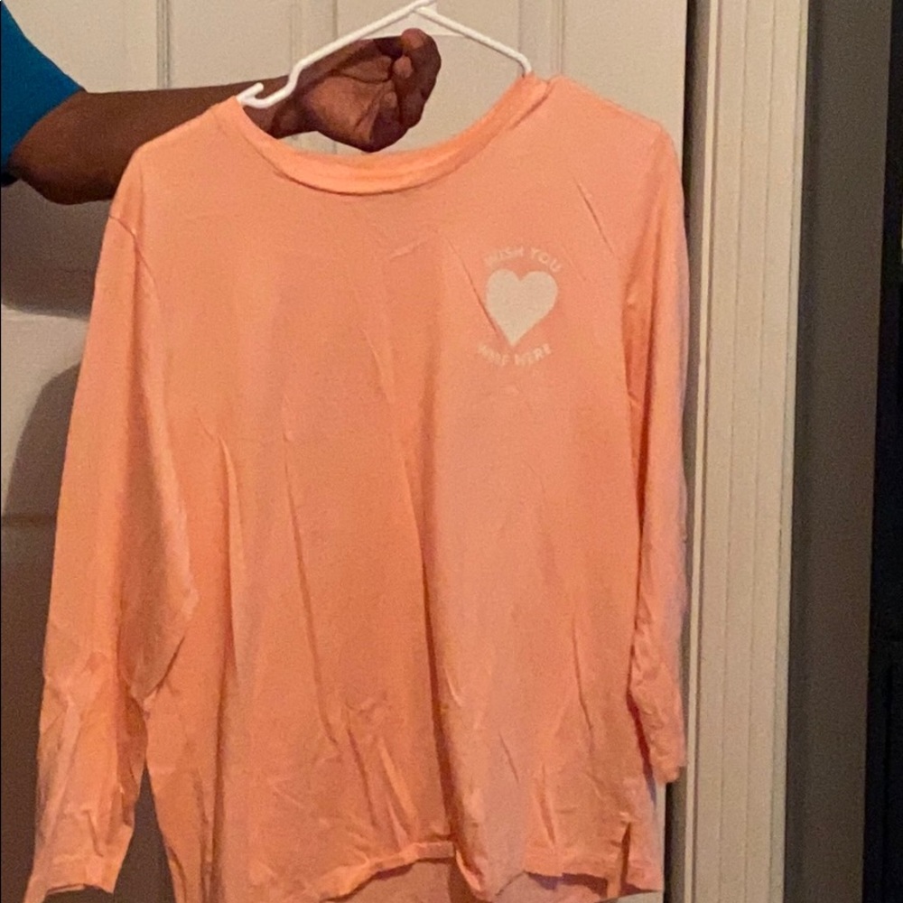 Short long sleeve shirt